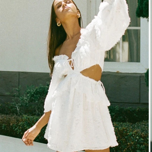 Sabo Skirt LUXE Emalia cutout dress - Picture 5 of 7